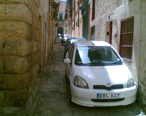 Cesta02_Valleta_ulicka