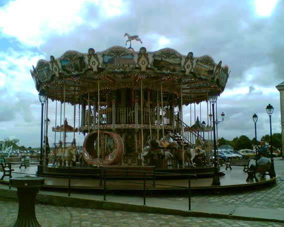 Cesta03_Honfleur_caroussel