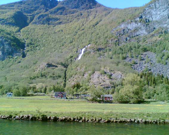 Cesta04_Flam_okoli2