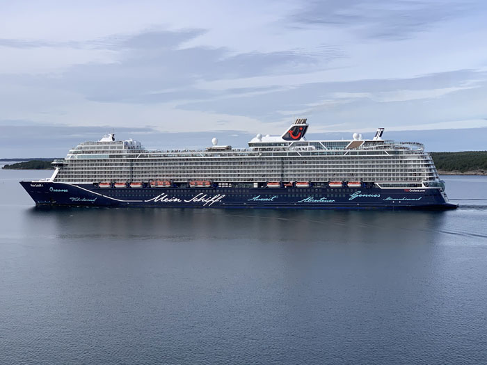 Mein Schiff 1
